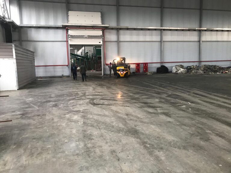 Безыскровый промышленный пол